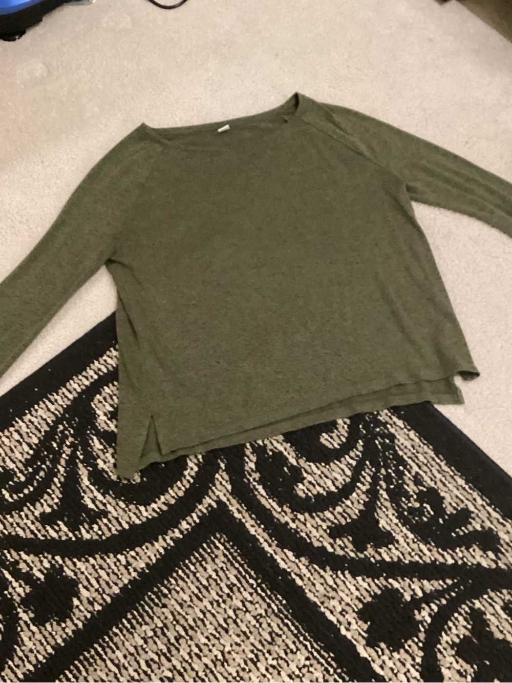 Old Navy Olive Green Lightweight Long-Sleeve Top
